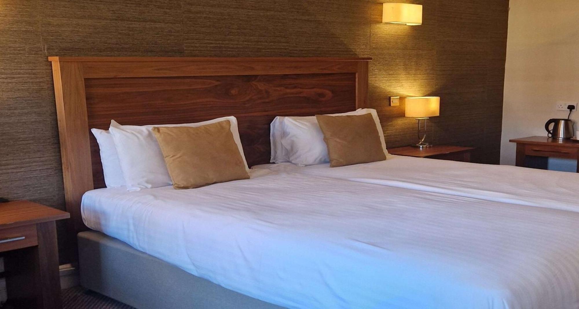 เบสท์เวสเทอร์นมัวร์เพลซโฮเต็ล Hotel มิลตันคีนส์ ภายนอก รูปภาพ
